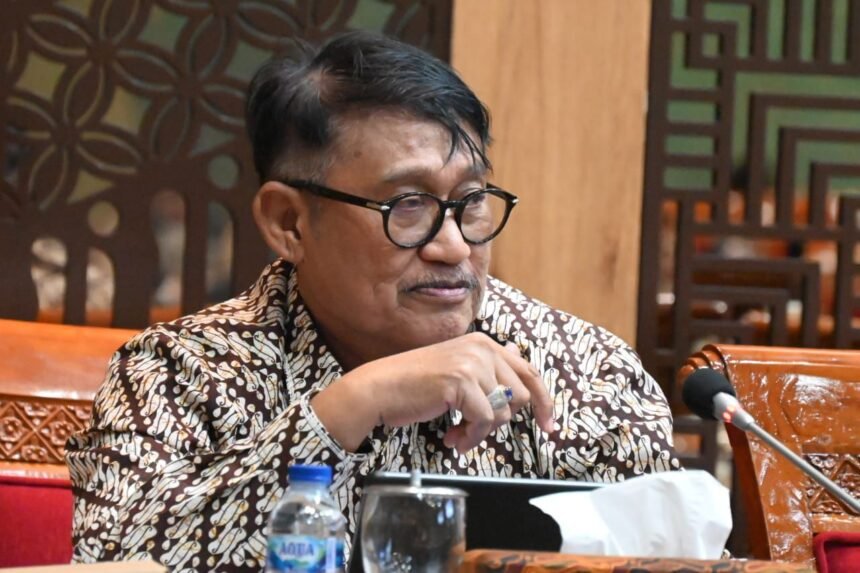 Guru dan Murid Adu Jotos, DPR: Sekolah Bukan Arena Tinju!