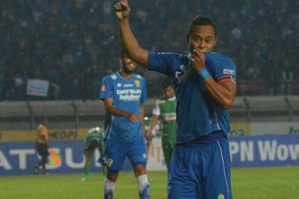 Legenda Persib Atep optimistis Persib Bandung mampu menyingkirkan Ratchaburi FC di babak 16 Besar ACL Two 2025/2026.