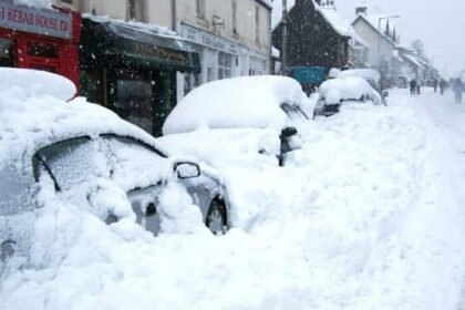 Kemlu RI memastikan keselamatan WNI tetap terjaga di tengah badai salju ekstrem yang melanda Eropa Barat.