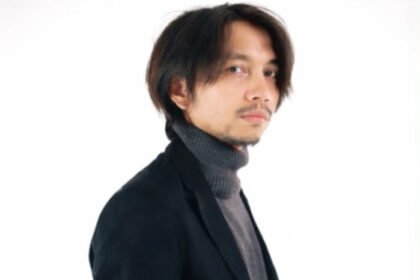 Musisi Fiersa Besari mengungkap pengalaman menegangkan yang dialami istrinya, Aqia Nurfadla, saat menjadi korban kecelakaan di Stasiun Gambir, Jakarta Pusat, Sabtu (3/1/2026) pagi.