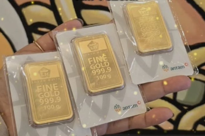Harga emas Antam hari ini turun Rp14 ribu per gram pada perdagangan Kamis, 8 Januari 2026.