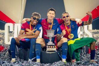 Barcelona angkat Piala Super Spanyol 2026 usai menundukkan Real Madrid dalam laga El Clasico penuh drama.