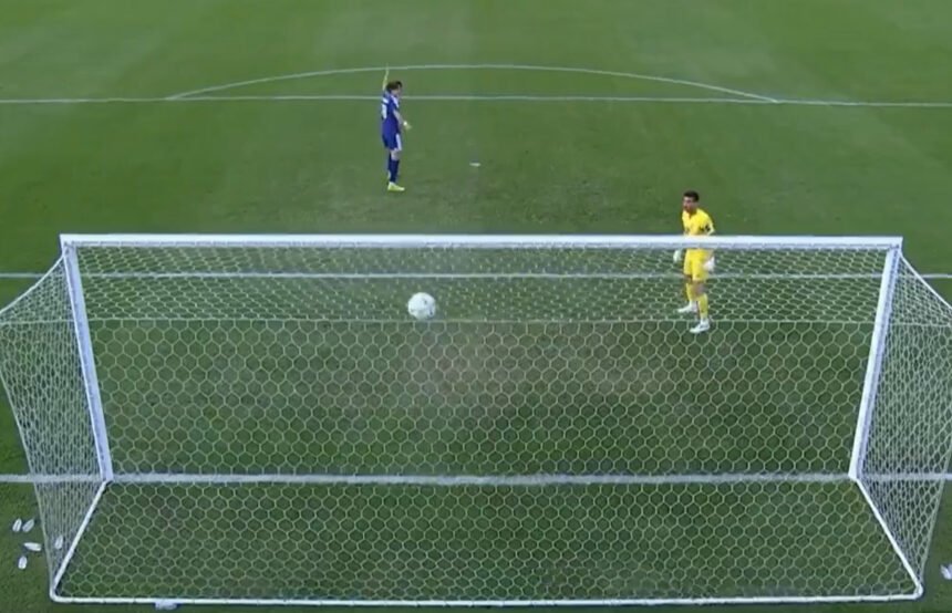 Selebrasi terlalu cepat kiper Yordania berubah menjadi gol penentu bagi Jepang dalam adu penalti dramatis.