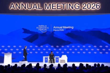 Prabowo Subianto berbicara di World Economy Forum 2026 Davos menegaskan Danantara sebagai mitra setara investor global.