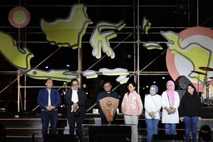Gubernur DKI Jakarta Pramono Anung menghadiri perayaan malam Tahun Baru 2026 bertema kemanusiaan di Bundaran HI, Jakarta Pusat.