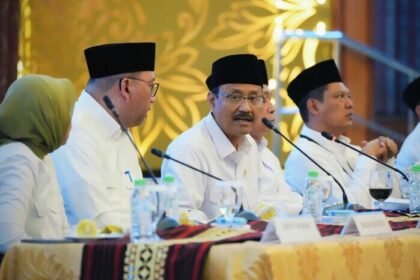 Mensos Saifullah Yusuf memaparkan capaian serapan anggaran Kemensos 2025 dalam refleksi akhir tahun di Jakarta.