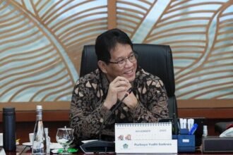 Menkeu Purbaya Yudhi Sadewa menegaskan kenaikan gaji ASN 2026 masih menunggu evaluasi kinerja fiskal kuartal I.