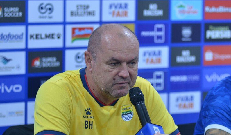 Persib Bandung mengandalkan rekor kandang sempurna saat menjamu PSBS Biak di GBLA.