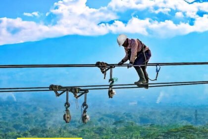 Tarif listrik Januari 2026 resmi tidak berubah untuk seluruh golongan pelanggan PLN.