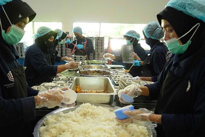 Program Makan Bergizi Gratis mencatat lonjakan SPPG dan penerima manfaat pada awal 2026.