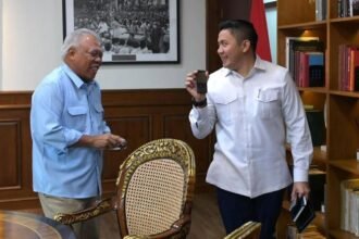 Seskab Teddy Kaget, Basuki Hadimuljono Masih Setia Pakai Nokia Jadul Tahun 1995