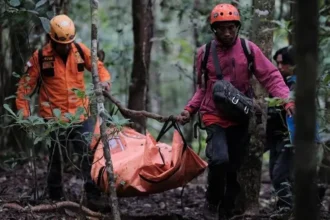 Hasil Rapat DPR Soal Kecelakaan ATR 42-500 : Pesawat 26 Tahun, Cuaca Buruk, dan Dugaan Kelalaian