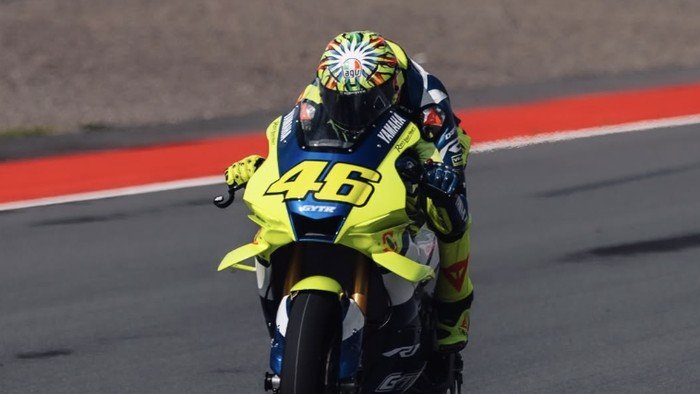 Akhirnya Terwujud, Valentino Rossi Jajal Mandalika dengan Yamaha R1 GYTR