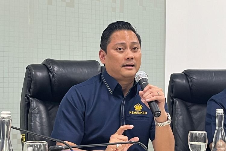 Mengenal Thomas DJiwandono, Deputi Guberni BI Terpilih