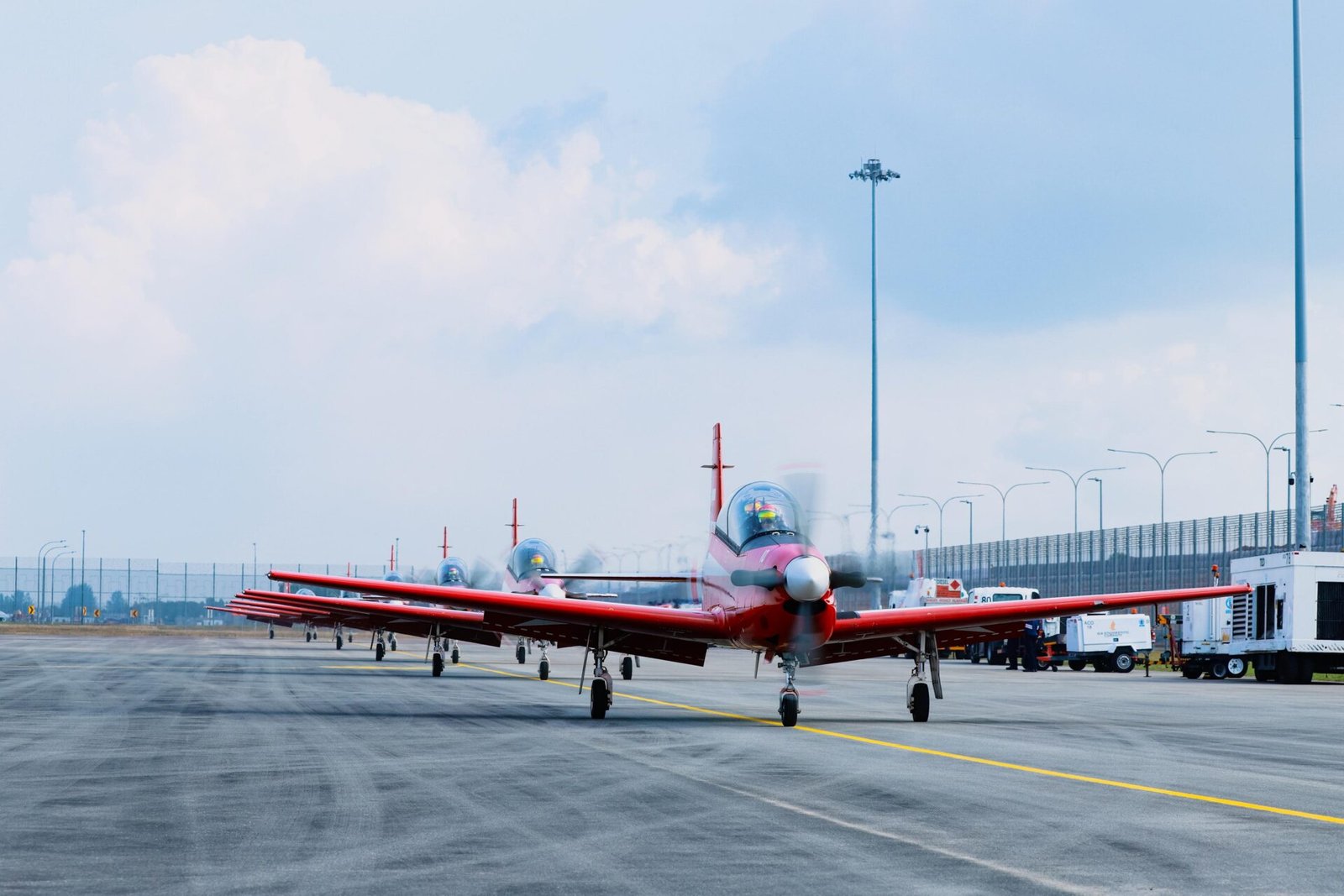 Jupiter Aerobatic TNI AU Selesaikan Latihan Akhir di Singapura Jelang Singapore Airshow 2026
