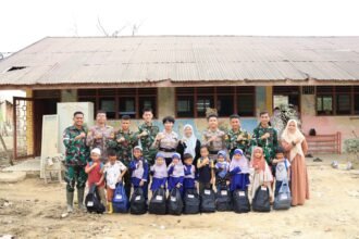Taruna AAU Bantu Perlengkapan Sekolah Pelajar Aceh Tamiang