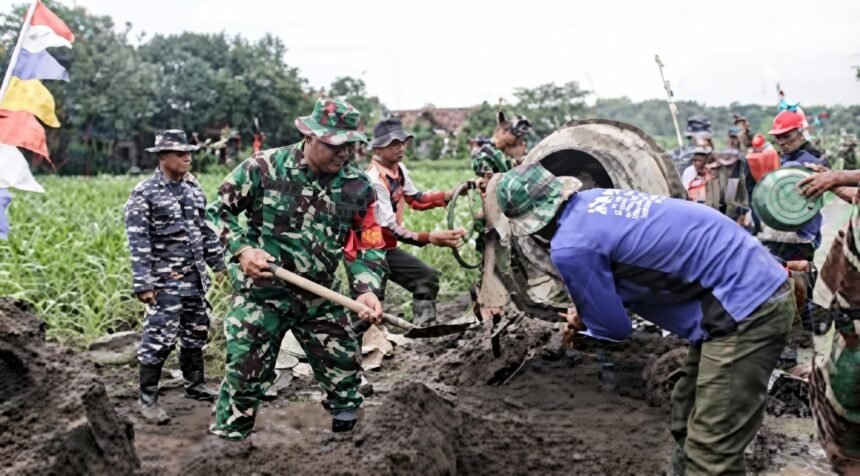 Dandim Brebes Tinjau Proyek TMMD ke-127 di Desa Cikuya