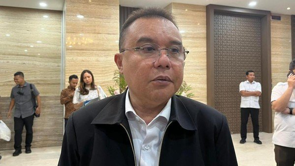 DPR Minta Impor 105.000 Pikap India untuk Kopdes Ditunda