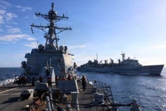 Dua Armada Tempur AS Bertabrakan di Karibia