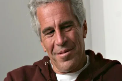 Efek Domino Skandal Jeffrey Epstein: Bos Besar Hyatt Hotel Global Mengundurkan Diri