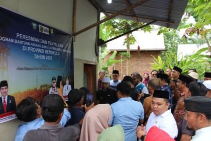 PLN Bengkulu Perkuat Sinergi dengan Gubernur, Resmikan Listrik Gratis untuk Warga Seluma