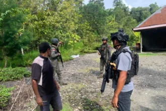 Satgas Cartenz Amankan Senjata Api Rakitan di Yahukimo