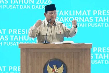 Presiden Prabowo Subianto menyampaikan arahan pada Rakornas Pemerintah Pusat dan Daerah 2026 di SICC Bogor.