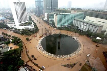 Tragedi Banjir Jakarta 2007, 80 Korban Jiwa dan Ratusan Ribu Mengungsi
