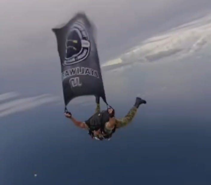 Korpasgat TNI AU Tunjukkan Keahlian Terjun Payung di Biak 2 Korpasgat TNI AU Tunjukkan Keahlian Terjun Payung di Biak