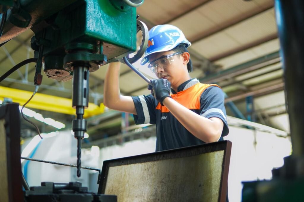 Balai Yasa Lahat Perkuat Standar Perawatan Sarana KA di Sumsel, Dukung Keandalan Angkutan Barang dan Penumpang 2 Balai Yasa Lahat Perkuat Standar Perawatan Sarana KA di Sumsel, Dukung Keandalan Angkutan Barang dan Penumpang