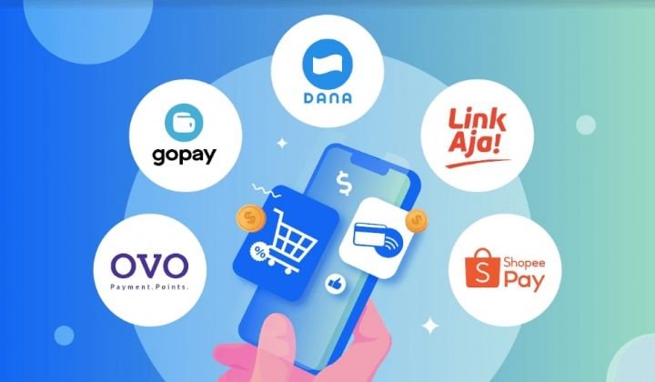 Raja Dompet Digital : ShopeePay Dominasi Pasar, GoPay & DANA Saling Sikut