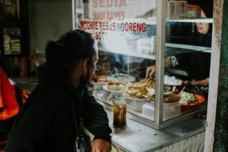 Dimakan Rakyat hingga Pejabat, Ini 7 Fakta Unik Warteg yang Jarang Terungkap