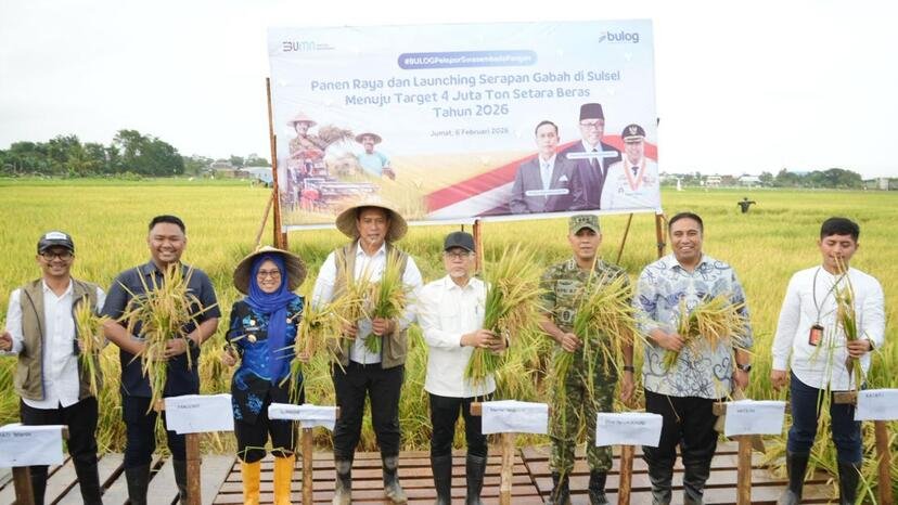 Panen Raya di Maros menjadi penanda dimulainya akselerasi serapan gabah BULOG menuju target 4 juta ton setara beras nasional 2026.