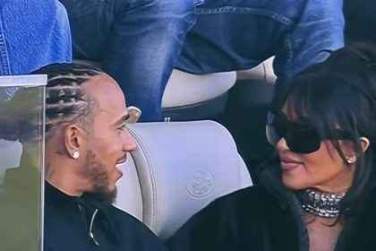 Tampil Mesra di Super Bowl, Kim Kardashian–Lewis Hamilton Resmi Go Public Pacaran