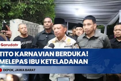 Mendagri Tito Karnavian Melayat ke Rumah Duka Ibu Meriyati Hoegeng, Beri Penghormatan Terakhir!
