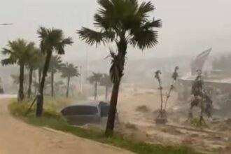 Banjir Terjang Bojong Koneng, Mobil Terseret Arus di Akses Taman Budaya Sentul