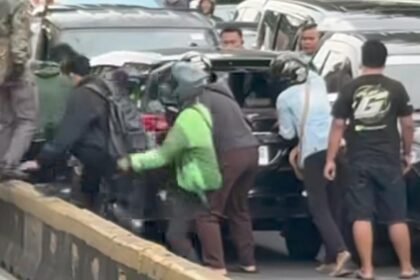 Kronologi Mobil Lawan Arah dan Tabrak Kendaraan, Akhirnya Ditangkap Setelah Kejar-kejaran