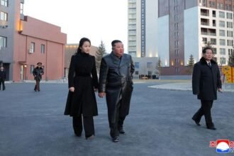 Kacamata Gucci dan Jaket Kulit: Gaya Mewah Anak Kim Jong Un di Tengah Barisan Rudal Balistik