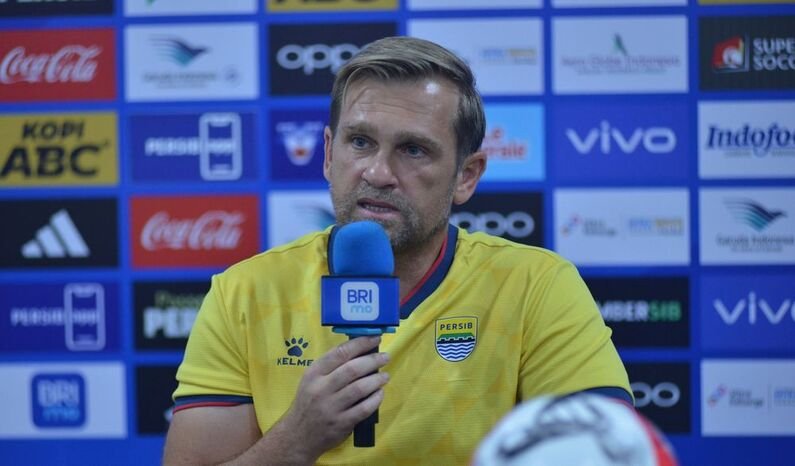 Asisten pelatih Persib, Igor Tolic, optimistis menghadapi Madura United dalam laga Super League di GBLA, Kamis malam. (Foto: Dok. PERSIB Official)