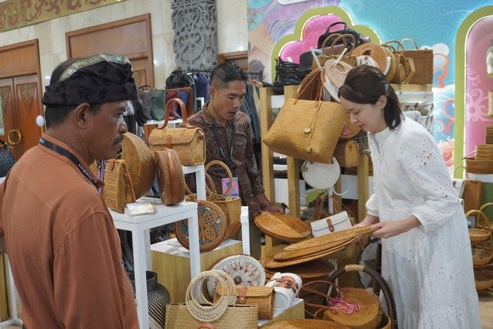 UMKM Pertamina Laris Manis di INACRAFT 2026, Digemari Buyer Asing hingga Tembus Miliaran