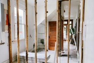 8 Tanda Renovasi Rumah Harus Segera Dilakukan, Jangan Ditunda!