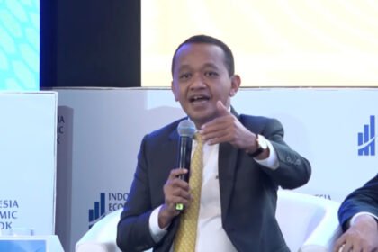 RUPTL 2025–2035 dorong 50.000 MW energi terbarukan dengan investasi Rp 1.650 triliun dan peluang besar bagi perbankan nasional.