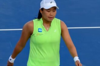 Janice Tjen tampil tangguh dan kirim Leylah Fernandez pulang lebih awal dari Dubai Championship 2026.