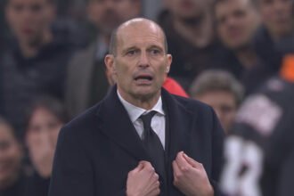 Hasil imbang 1-1 antara AC Milan dan Como 1907 membuat persaingan papan atas Serie A 2025/26 semakin panas. Tim promosi asuhan Cesc Fabregas kini menatap peluang besar menembus zona Liga Europa.