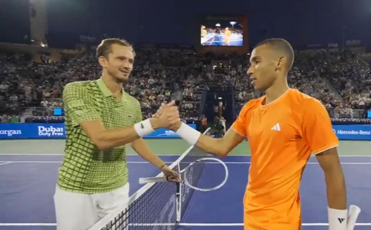 Medvedev melaju ke final Dubai Tennis Championships 2026 usai menundukkan Auger-Aliassime dalam dua set langsung.