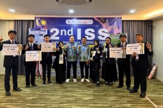 Prestasi Global: Dua siswa MAN 1 Inhil, Nayla Sheril Fawazzah dan Muhammad Reza Umary, tampil gemilang di ajang ISS 2nd Edition Malaysia dengan inovasi pangan dan teknologi berbasis AI.