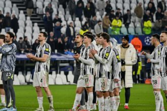 Juventus tersingkir dari Liga Champions 2025/2026 usai kalah agregat dari Galatasaray, dan Giorgio Chiellini menegaskan tim kecewa tetapi bangga atas perjuangan luar biasa meski bermain dengan 10 orang.