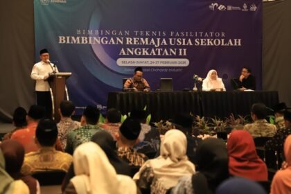 Kemenag melatih 100 fasilitator BRUS dari 34 provinsi untuk memperkuat ketahanan keluarga dan mencegah perkawinan anak.