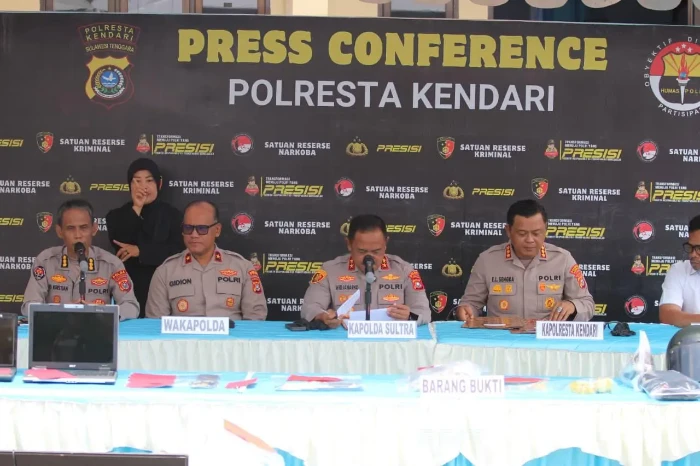 Motif ekonomi di balik tragedi: perhiasan emas 25 gram menjadi pemicu aksi pembunuhan berencana di Kendari.