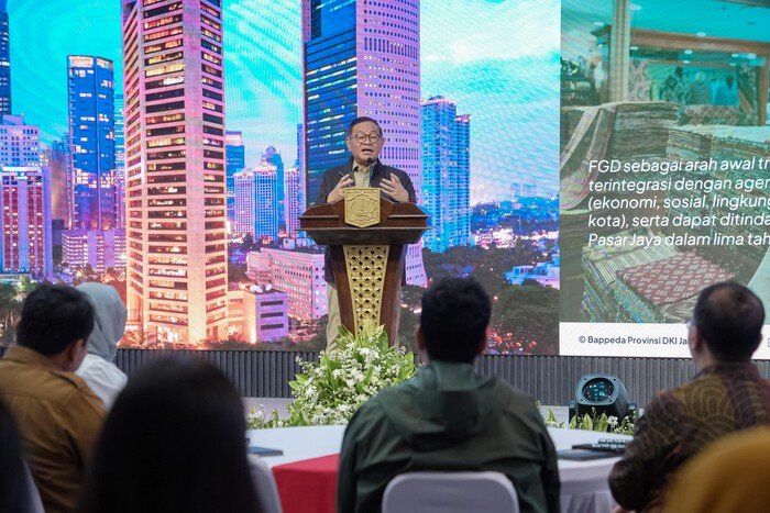 Gubernur DKI Jakarta Pramono Anung secara resmi menghentikan penerbitan izin baru pembangunan lapangan padel di kawasan perumahan karena meningkatnya keluhan warga terkait kebisingan dan parkir liar.